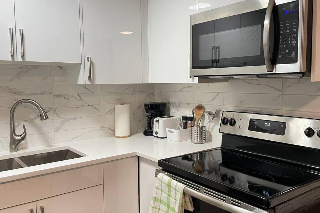 Unit #204 Cozy Mountain View 2Br In Canmore Downtown Exterior photo