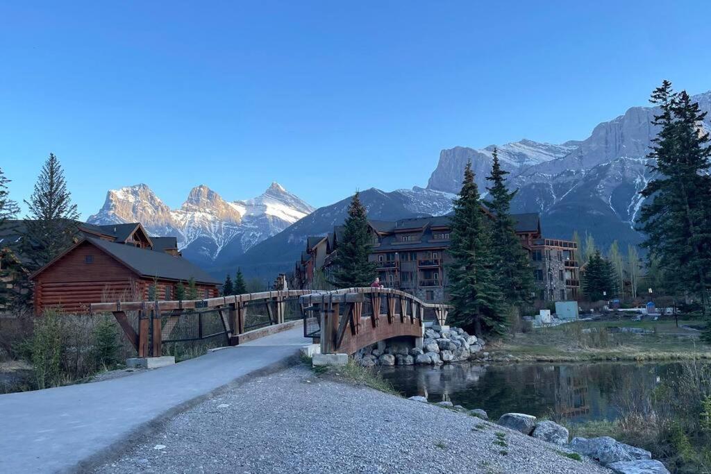 Unit #204 Cozy Mountain View 2Br In Canmore Downtown Exterior photo