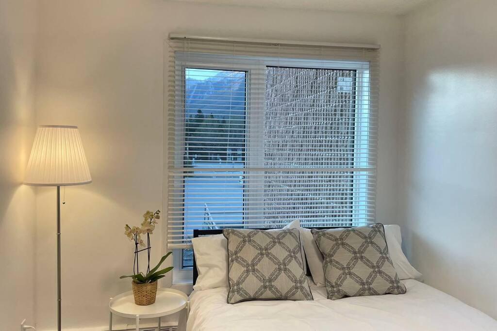 Unit #204 Cozy Mountain View 2Br In Canmore Downtown Exterior photo