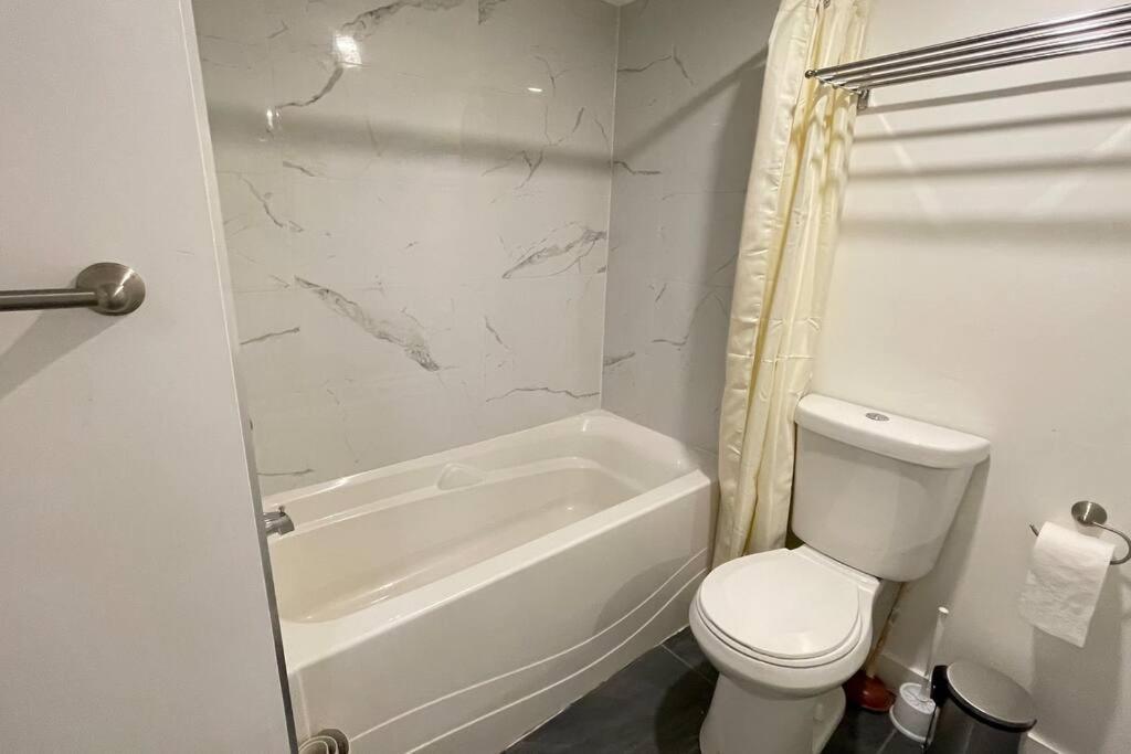 Unit #204 Cozy Mountain View 2Br In Canmore Downtown Exterior photo