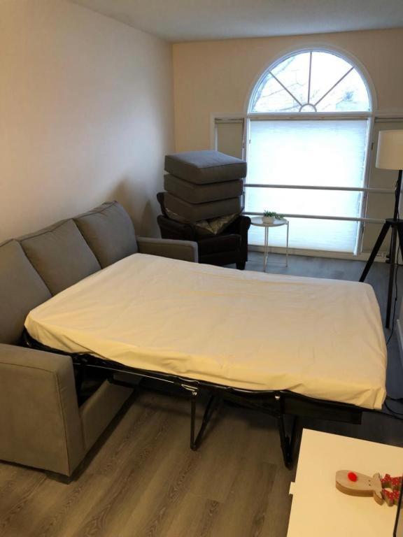 Unit #204 Cozy Mountain View 2Br In Canmore Downtown Exterior photo